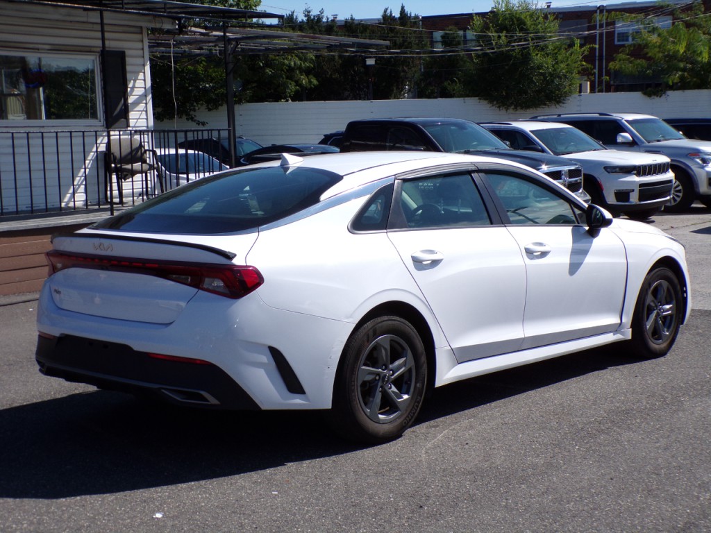 2022 Kia K5 Image 3