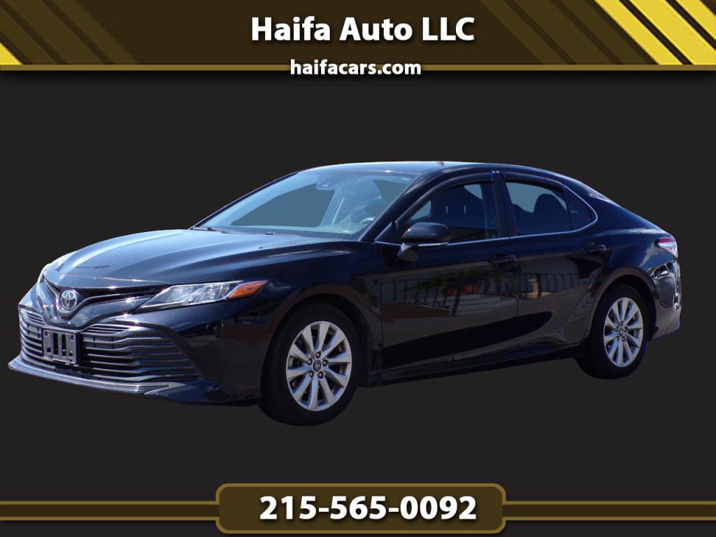2019 Toyota Camry Image 1