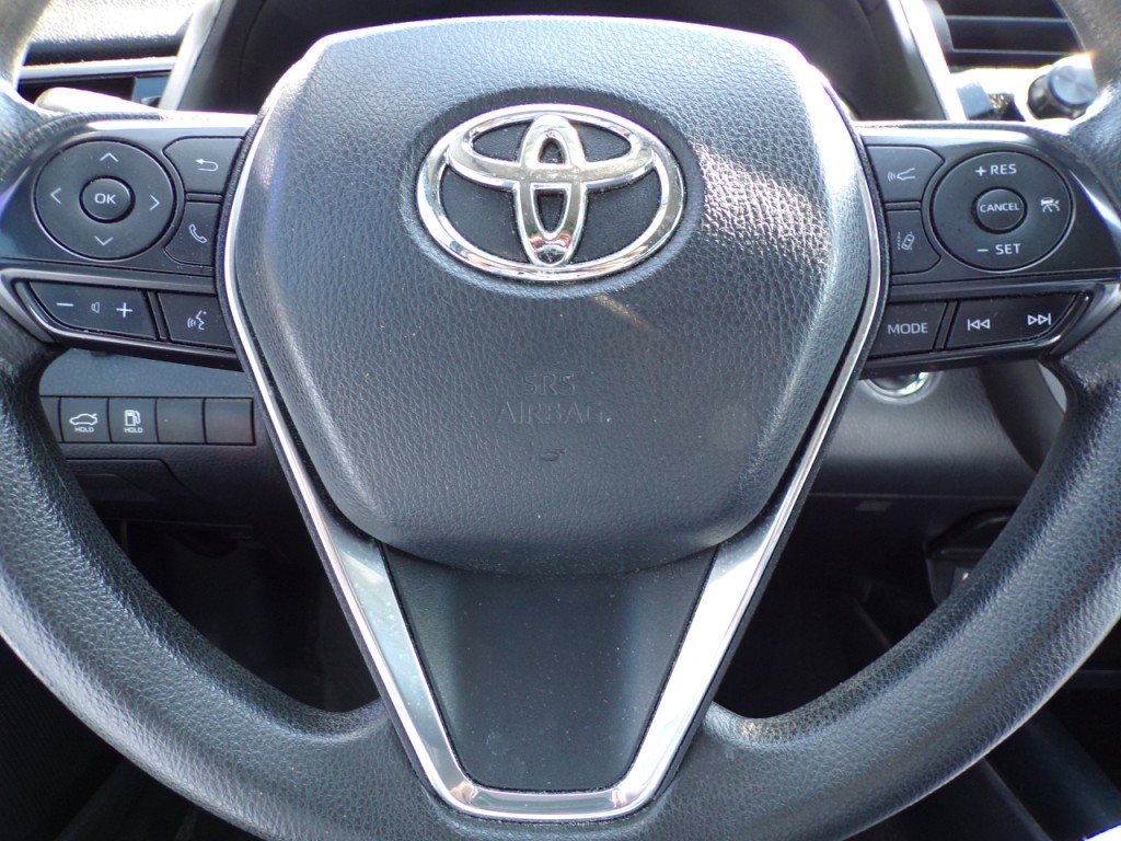 2019 Toyota Camry Image 14