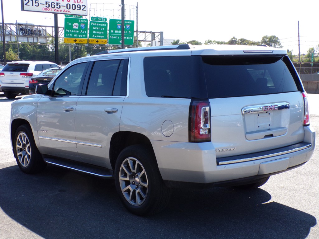 2017 GMC Yukon Image 4