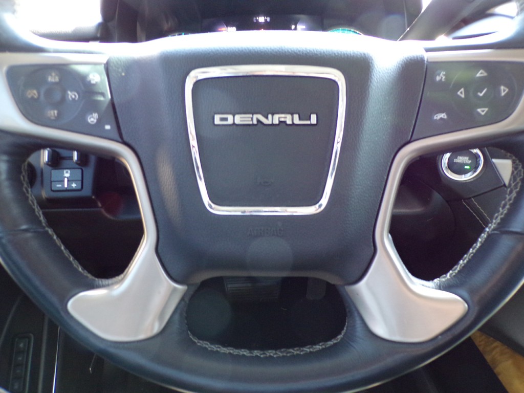 2017 GMC Yukon Image 22