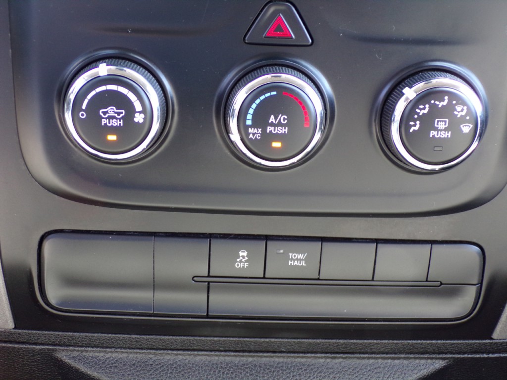 2015 RAM 1500 Image 15