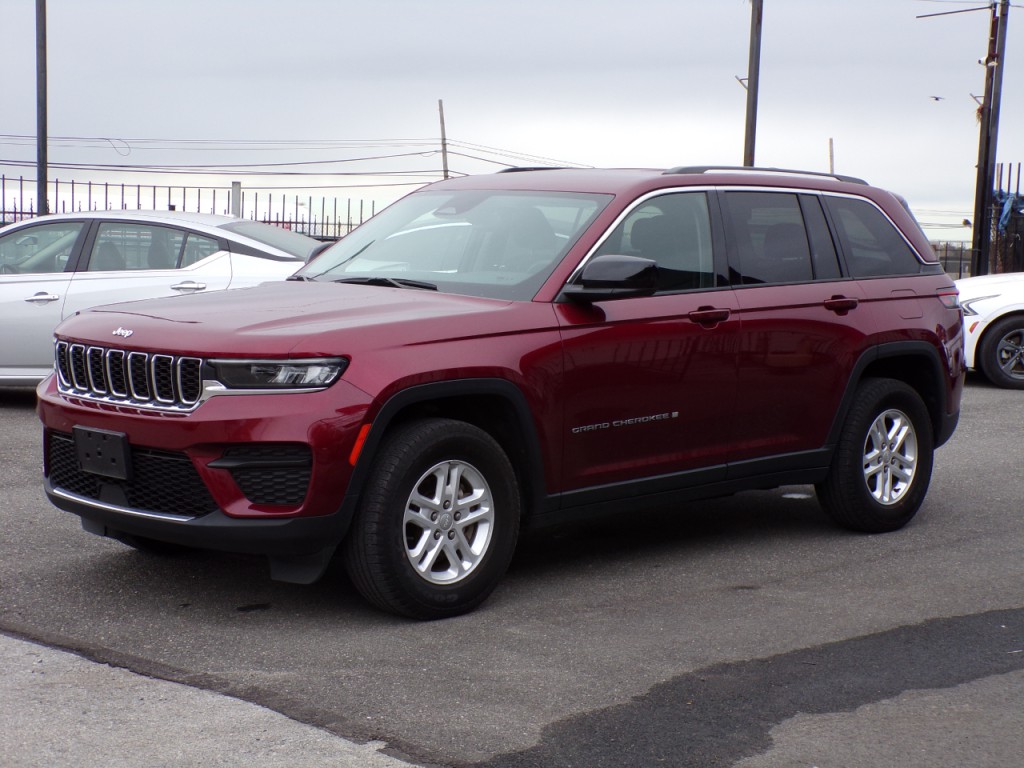 2023 Jeep Grand Cherokee Image 2