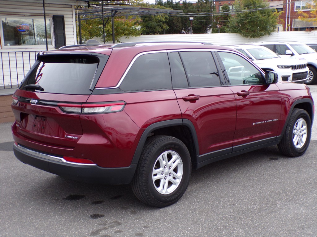 2023 Jeep Grand Cherokee Image 3