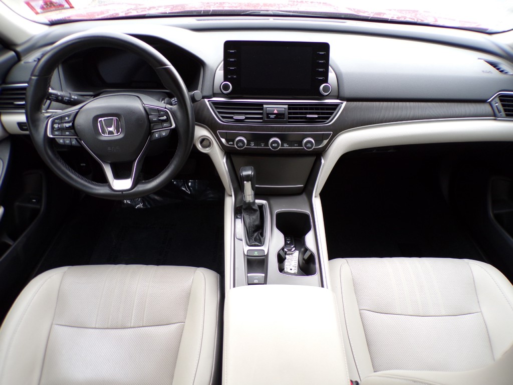 2019 Honda Accord Image 7