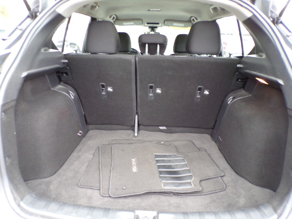 2023 Nissan Kicks Image 11