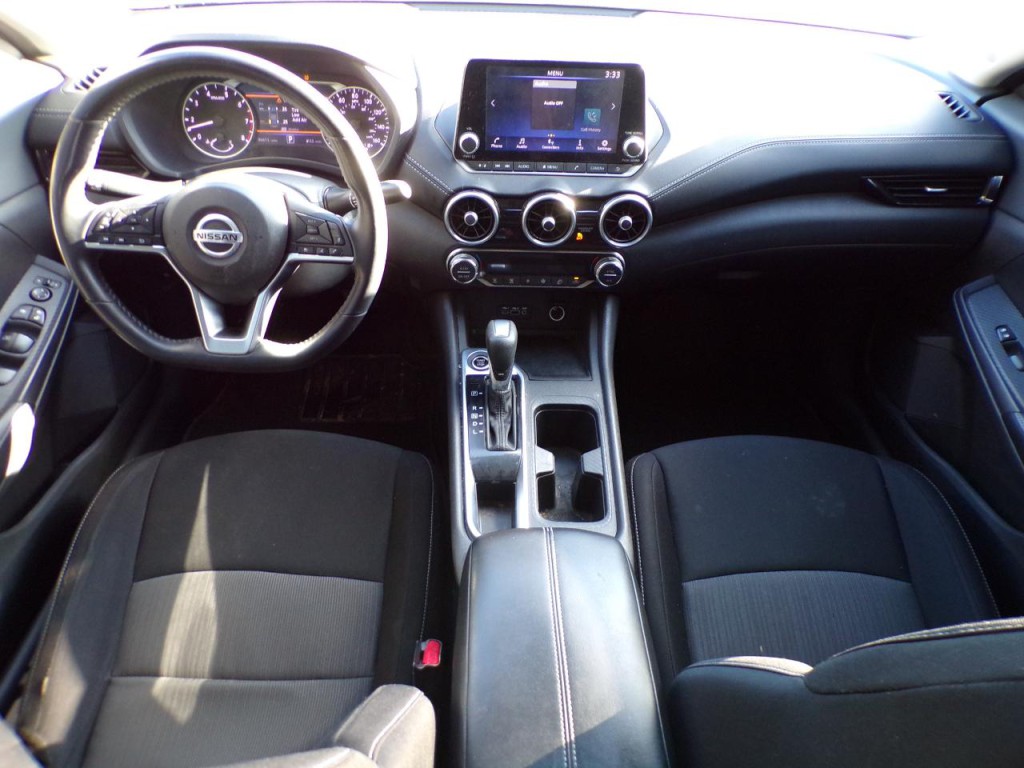 2021 Nissan Sentra Image 7