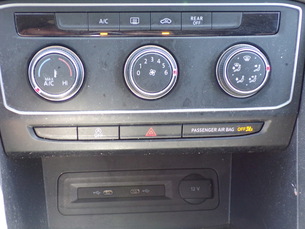 2021 Volkswagen Atlas Image 16