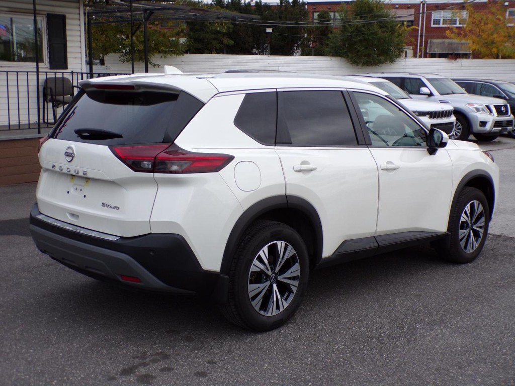 2023 Nissan Rogue Image 3