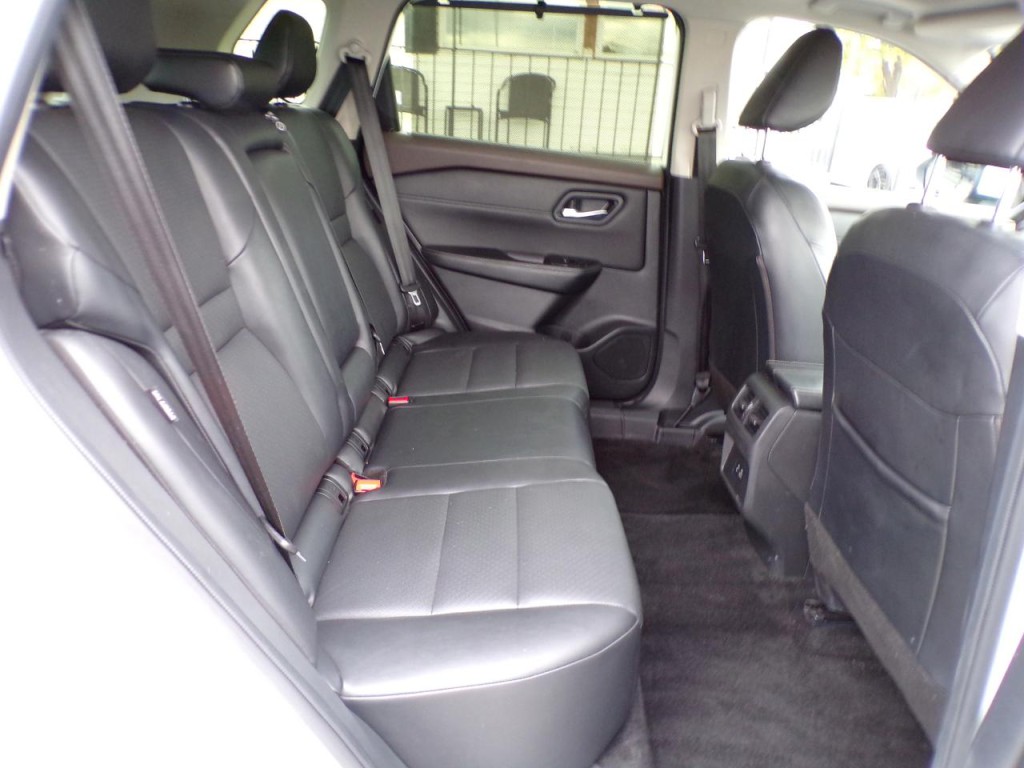 2023 Nissan Rogue Image 10