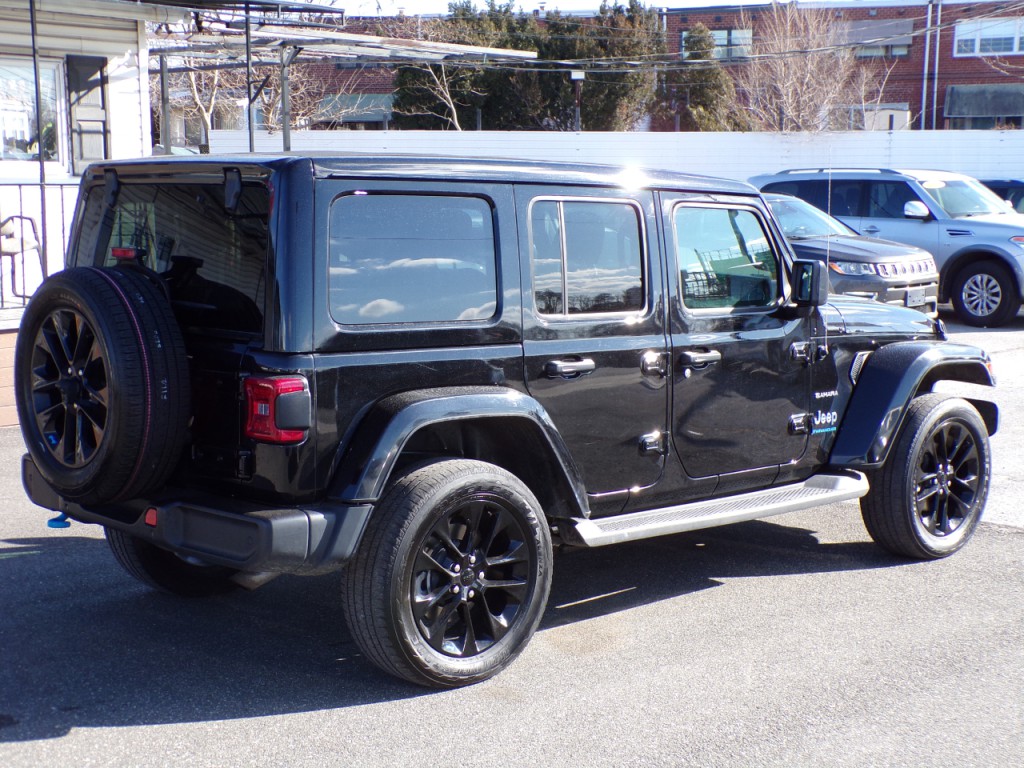 2023 Jeep Wrangler Image 3