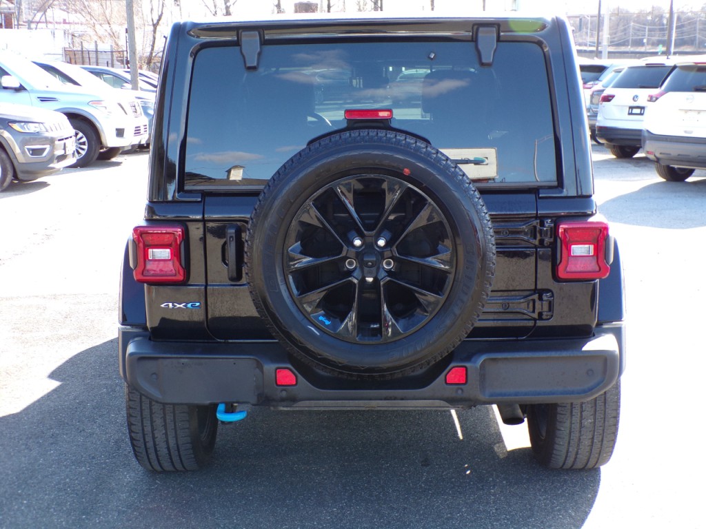 2023 Jeep Wrangler Image 6