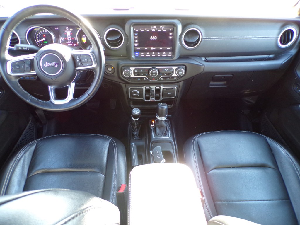 2023 Jeep Wrangler Image 7