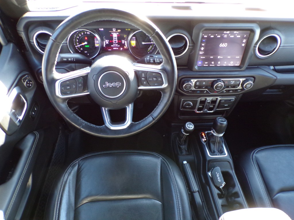 2023 Jeep Wrangler Image 8