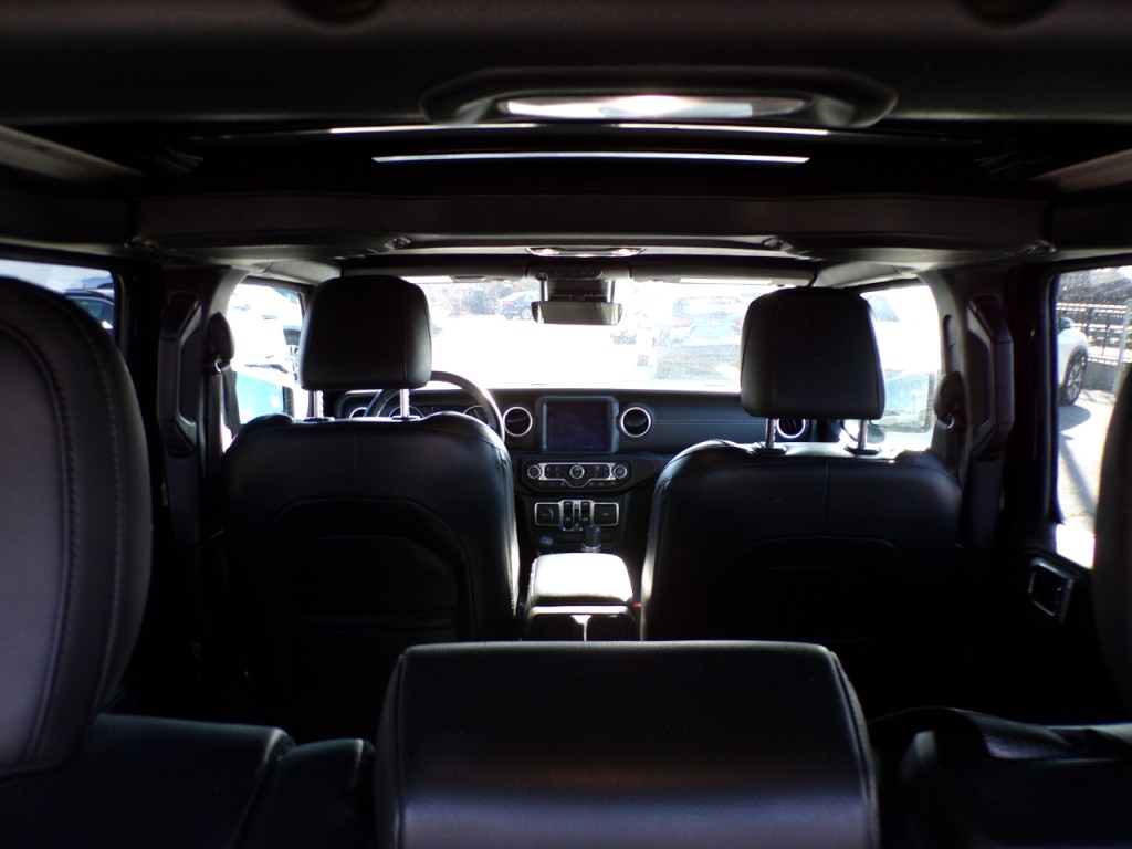 2023 Jeep Wrangler Image 11