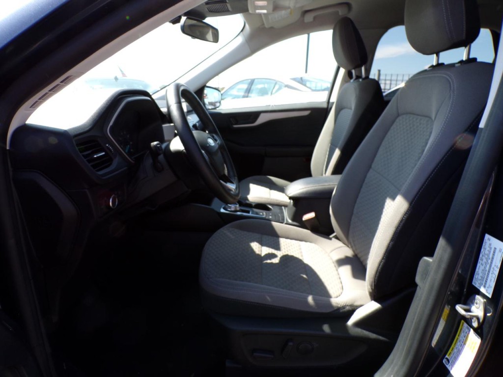 2022 Ford Escape Image 9