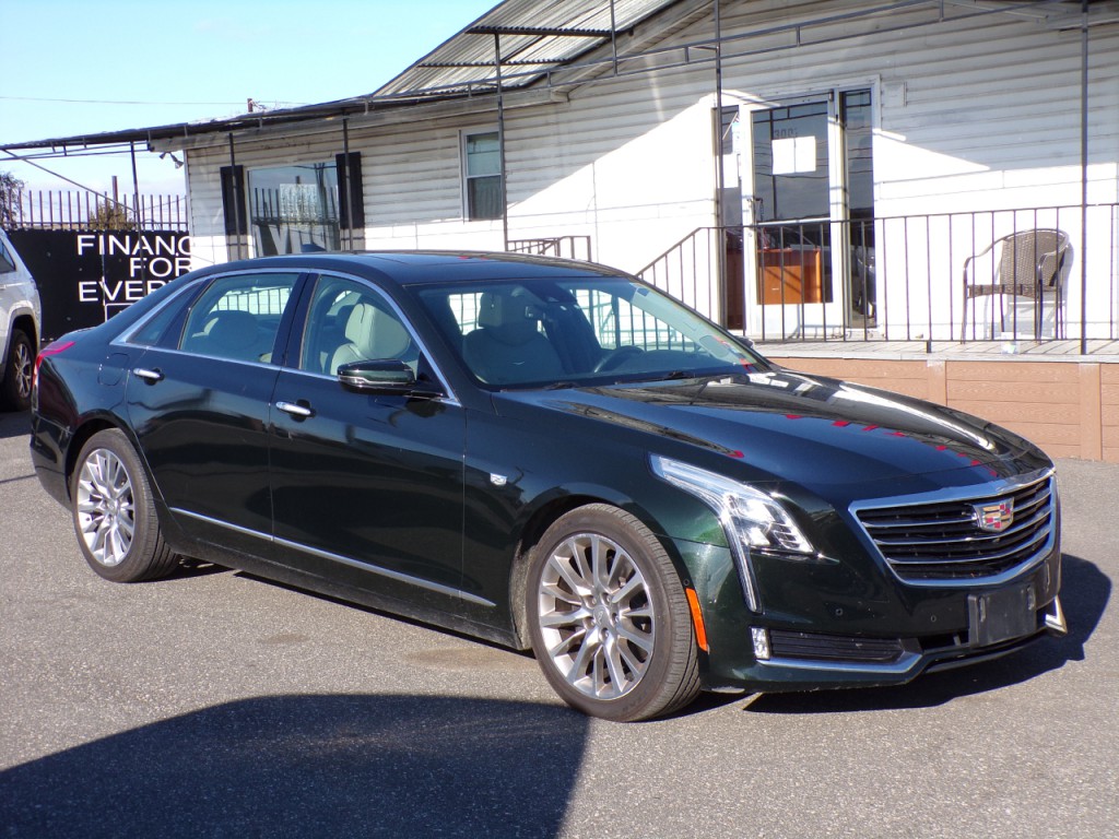 2016 Cadillac CT6 Image 2
