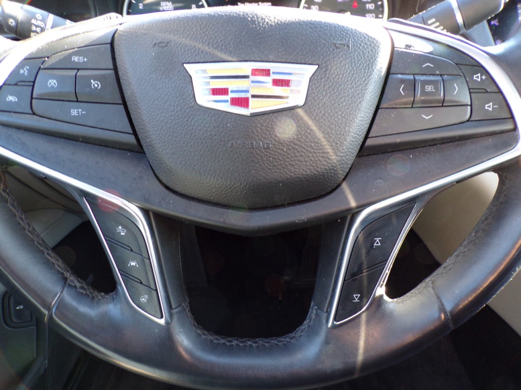 2016 Cadillac CT6 Image 15