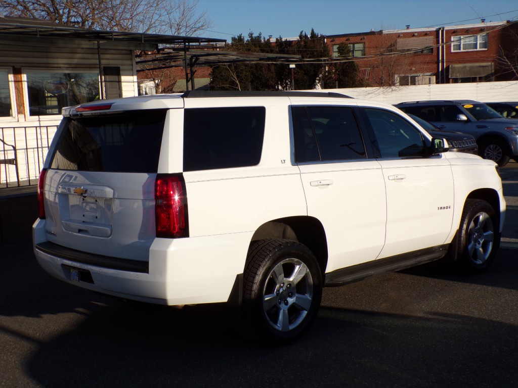 2015 Chevrolet Tahoe Image 3