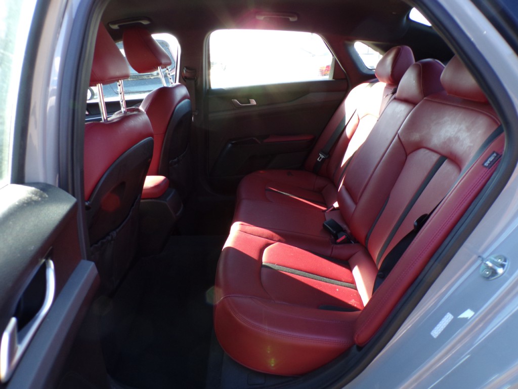 2023 Kia K5 Image 12