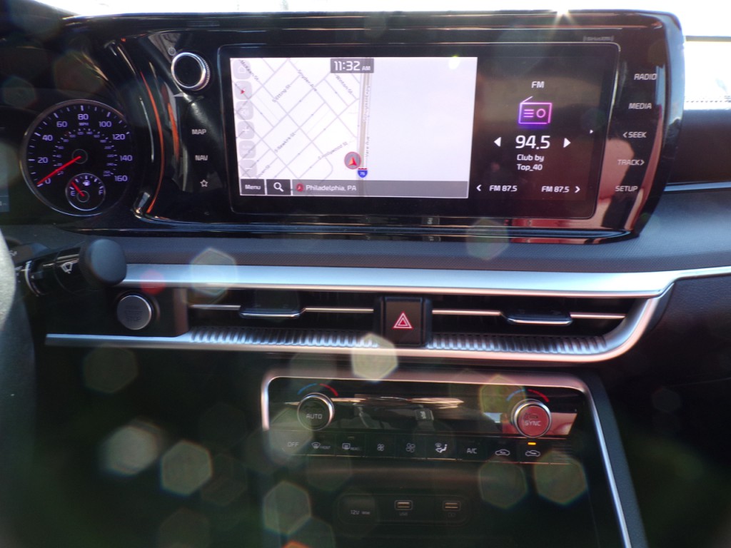 2023 Kia K5 Image 14