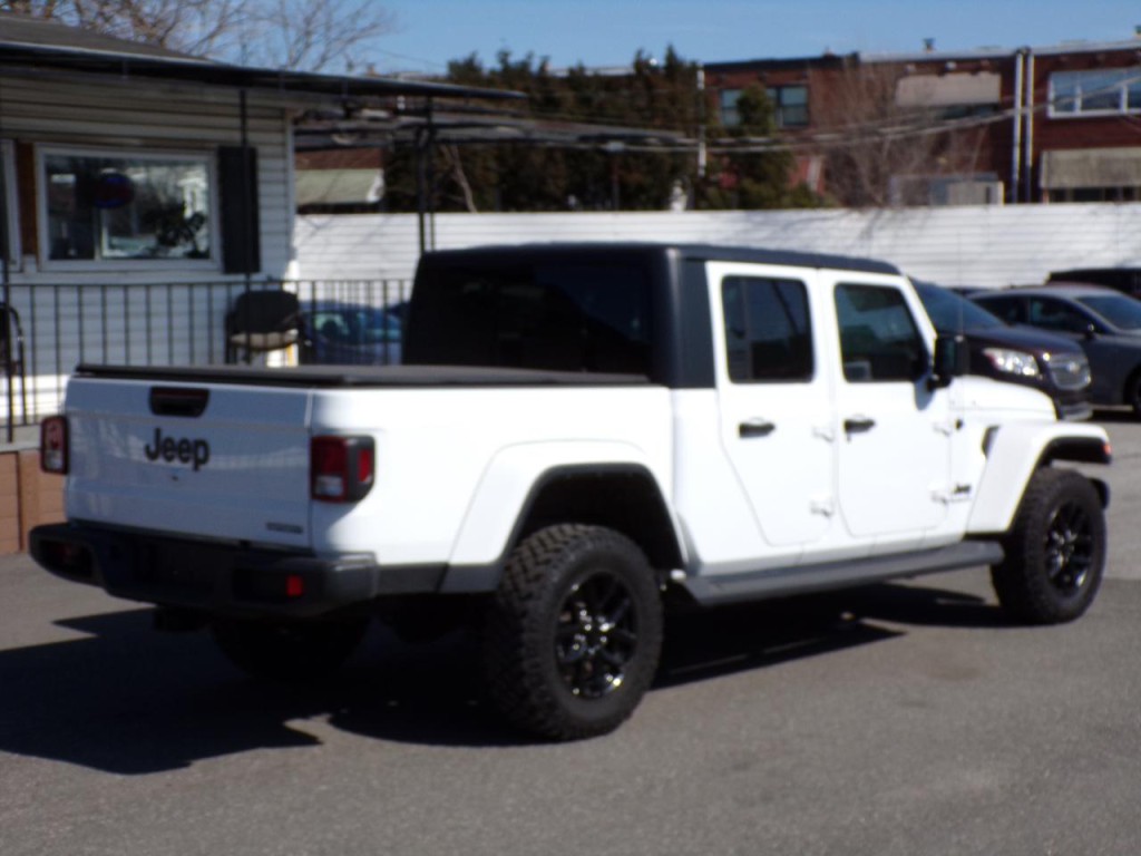 2021 Jeep Gladiator Image 3