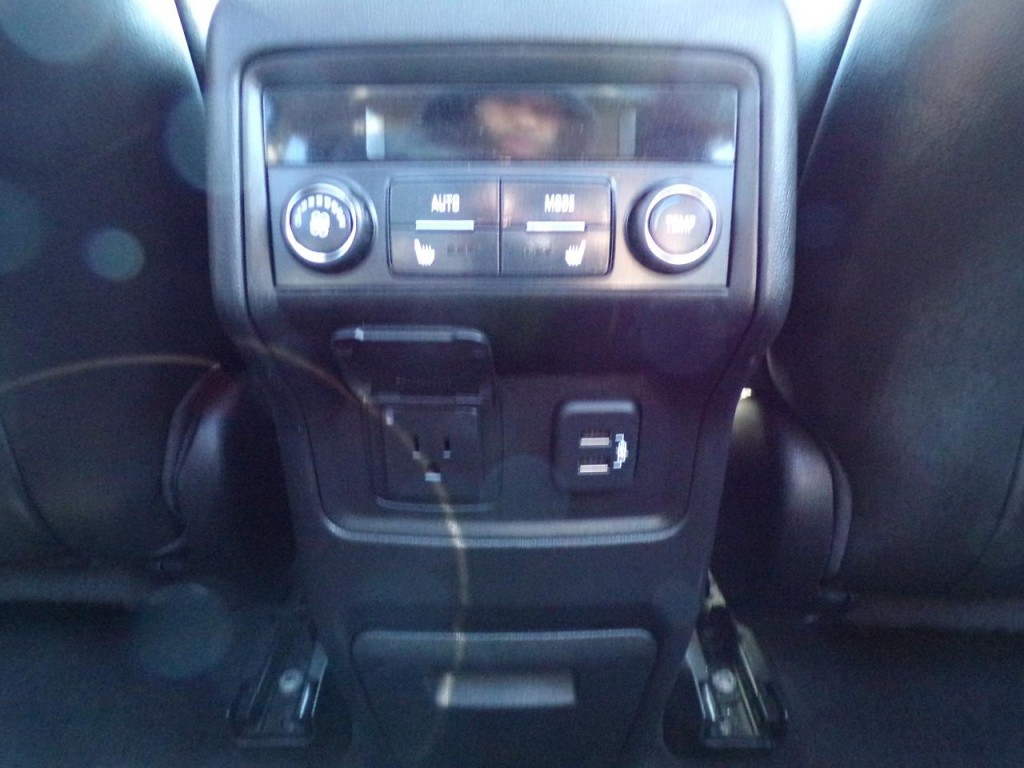 2019 GMC Acadia Image 16