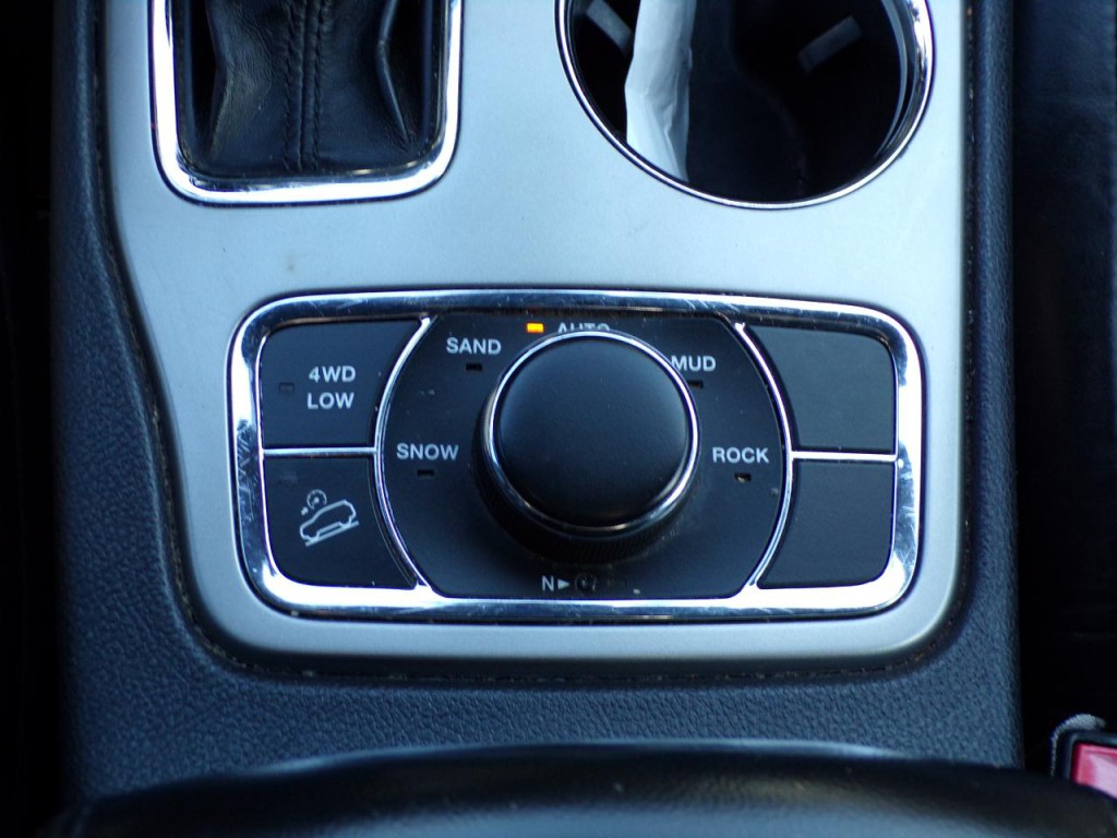 2020 Jeep Grand Cherokee Image 16