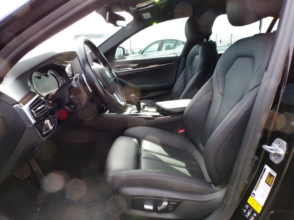 2019 BMW 5 Series Image 9