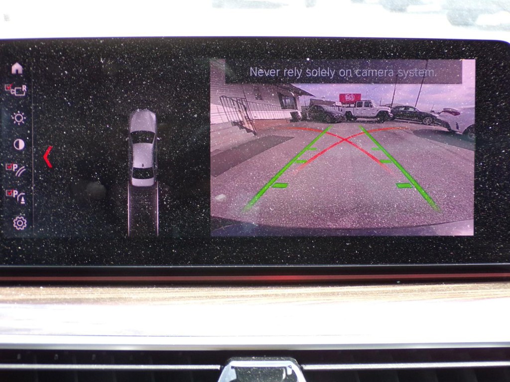 2019 BMW 5 Series Image 15