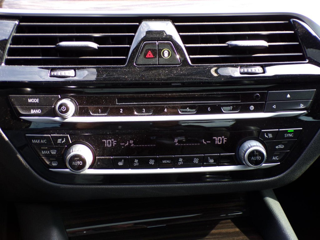 2019 BMW 5 Series Image 16