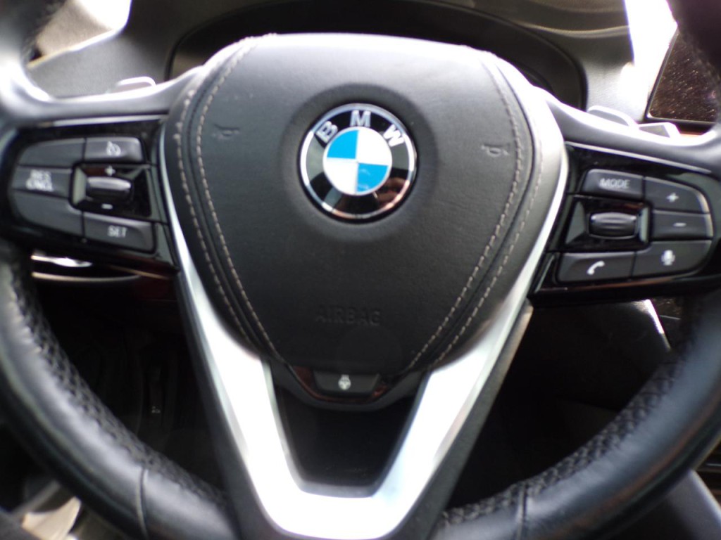 2019 BMW 5 Series Image 19