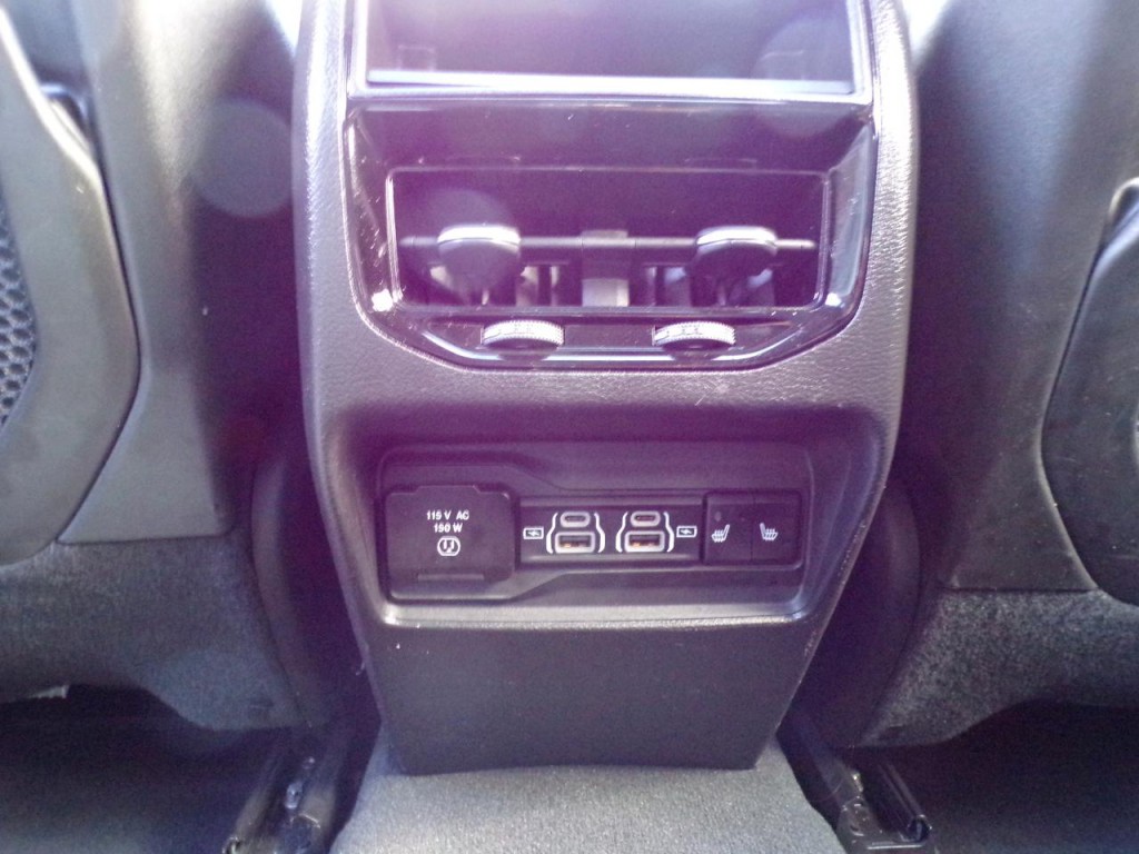 2022 Jeep Grand Cherokee Image 21