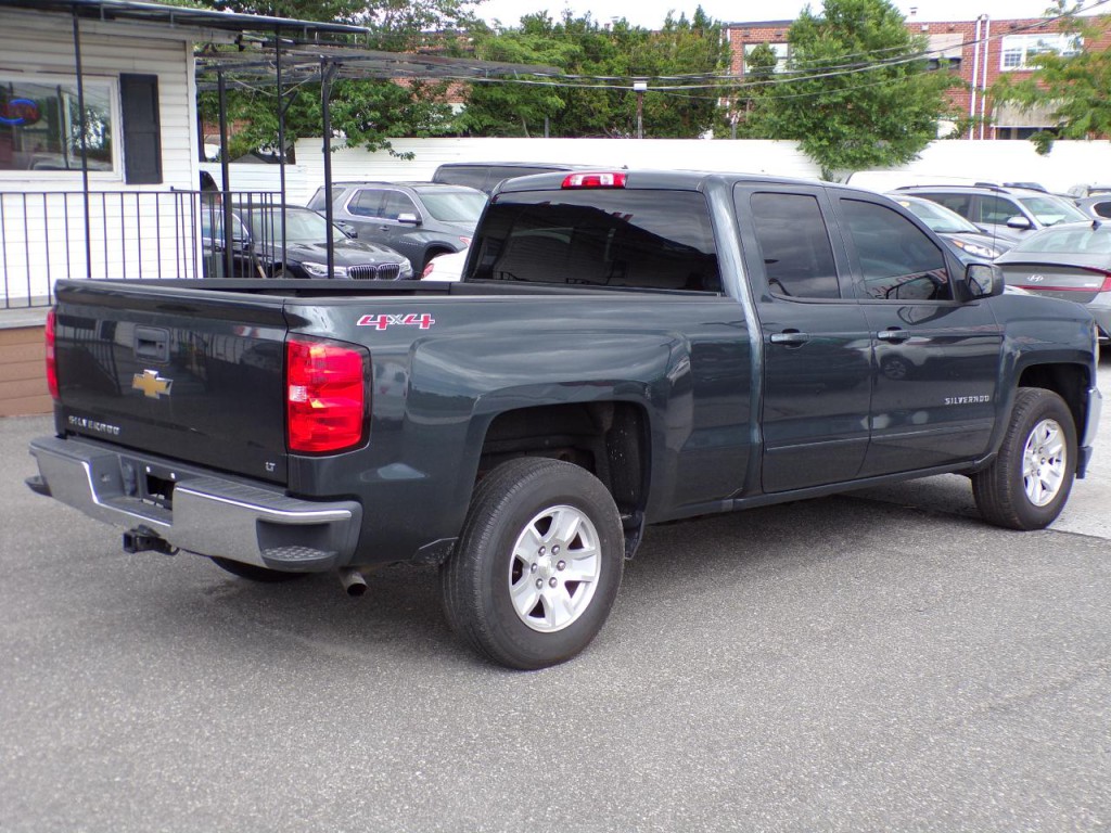 2017 Chevrolet Silverado 1500 Image 3