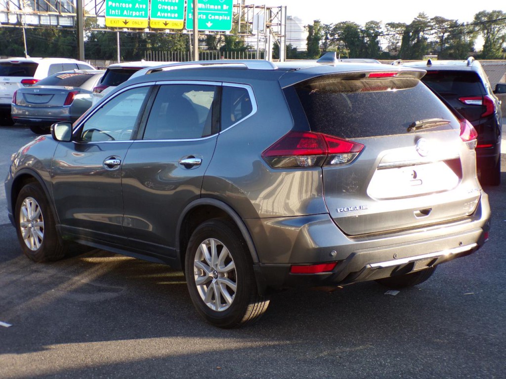 2020 Nissan Rogue Image 4