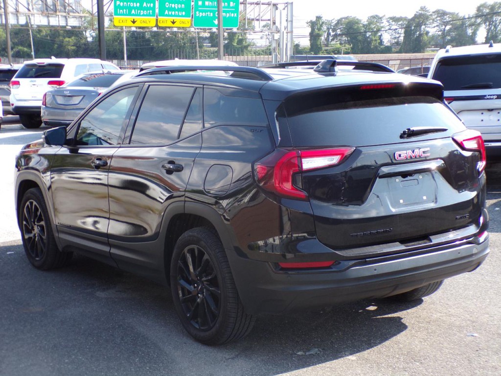 2023 GMC Terrain Image 4