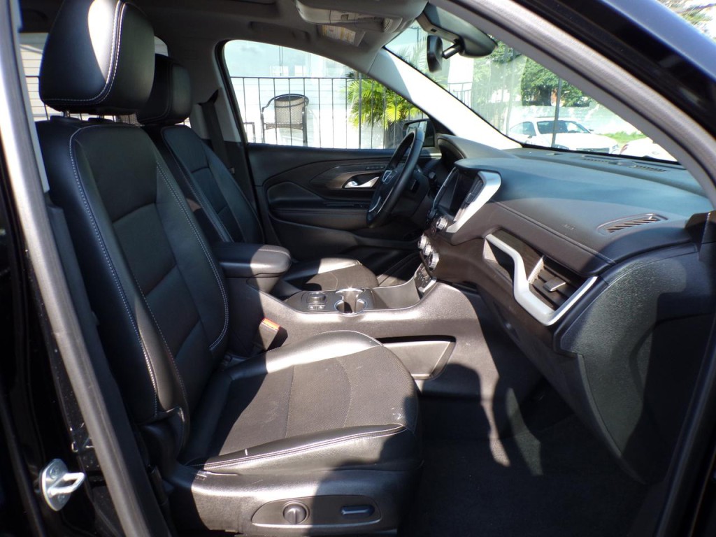 2023 GMC Terrain Image 11