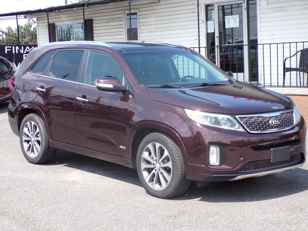 2015 Kia Sorento Image 2