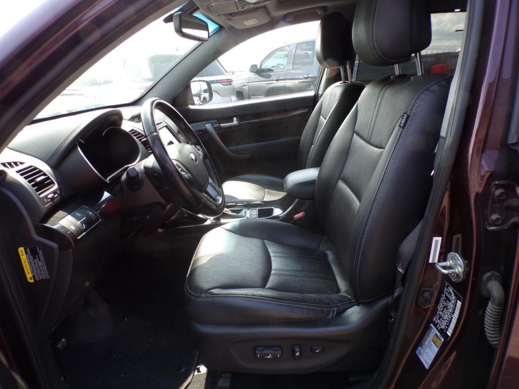 2015 Kia Sorento Image 9