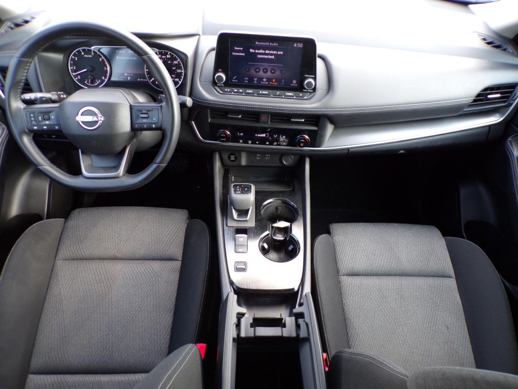 2025 Nissan Rogue Image 6