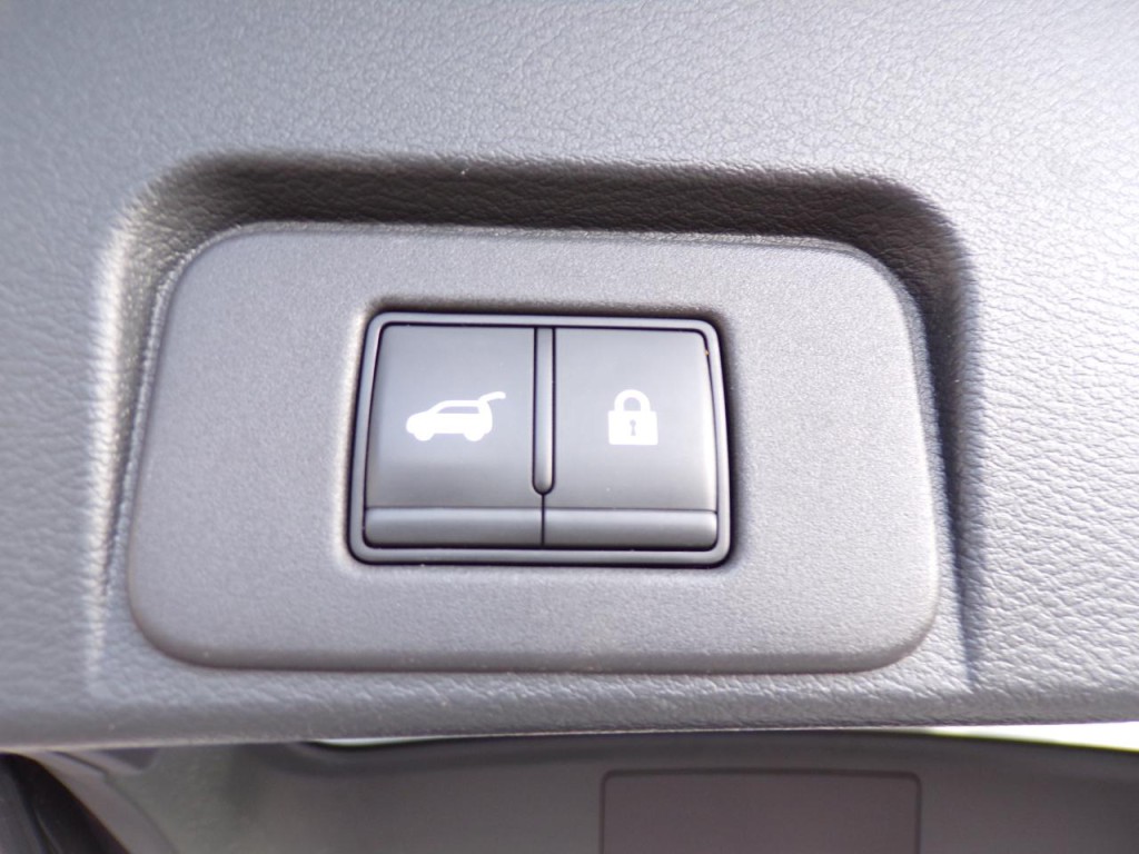 2025 Nissan Rogue Image 17