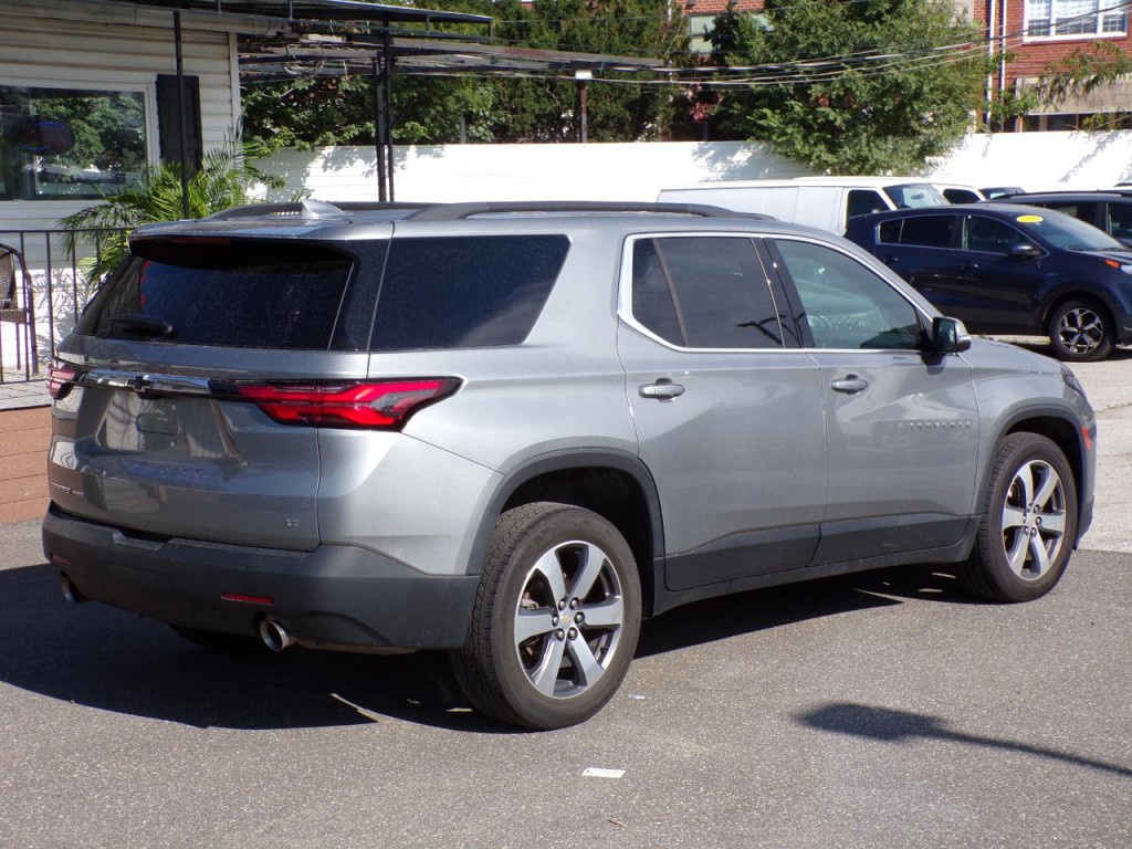 2023 Chevrolet Traverse Image 3