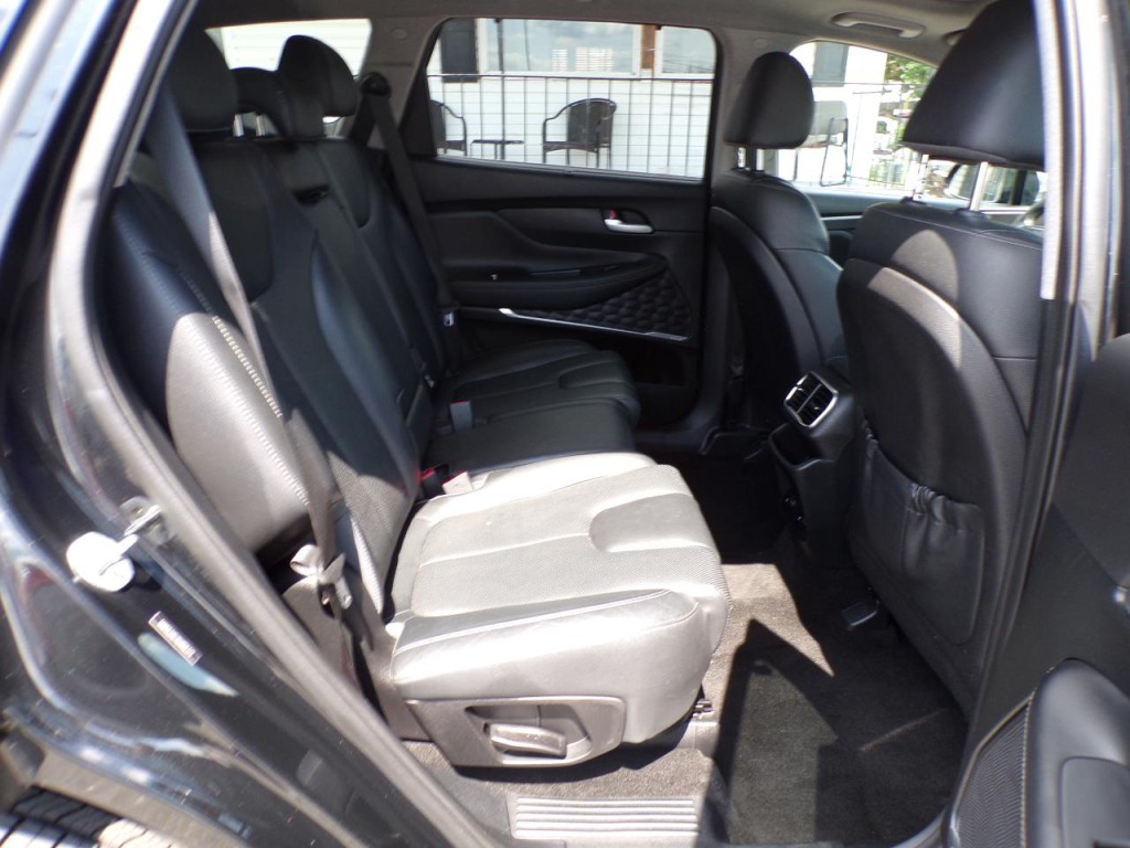 2019 Hyundai Santa Fe Image 10