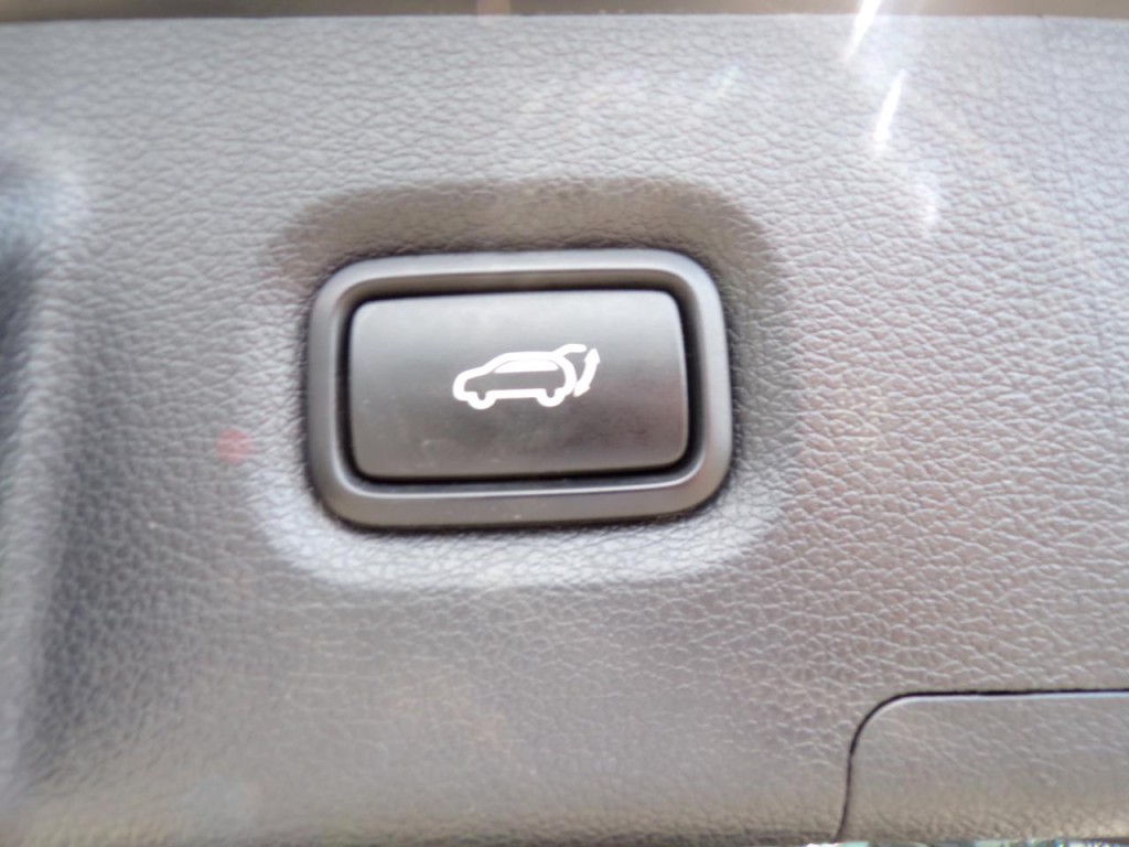 2019 Hyundai Santa Fe Image 17