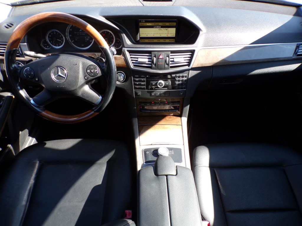 2011 Mercedes-Benz E-Class Image 8