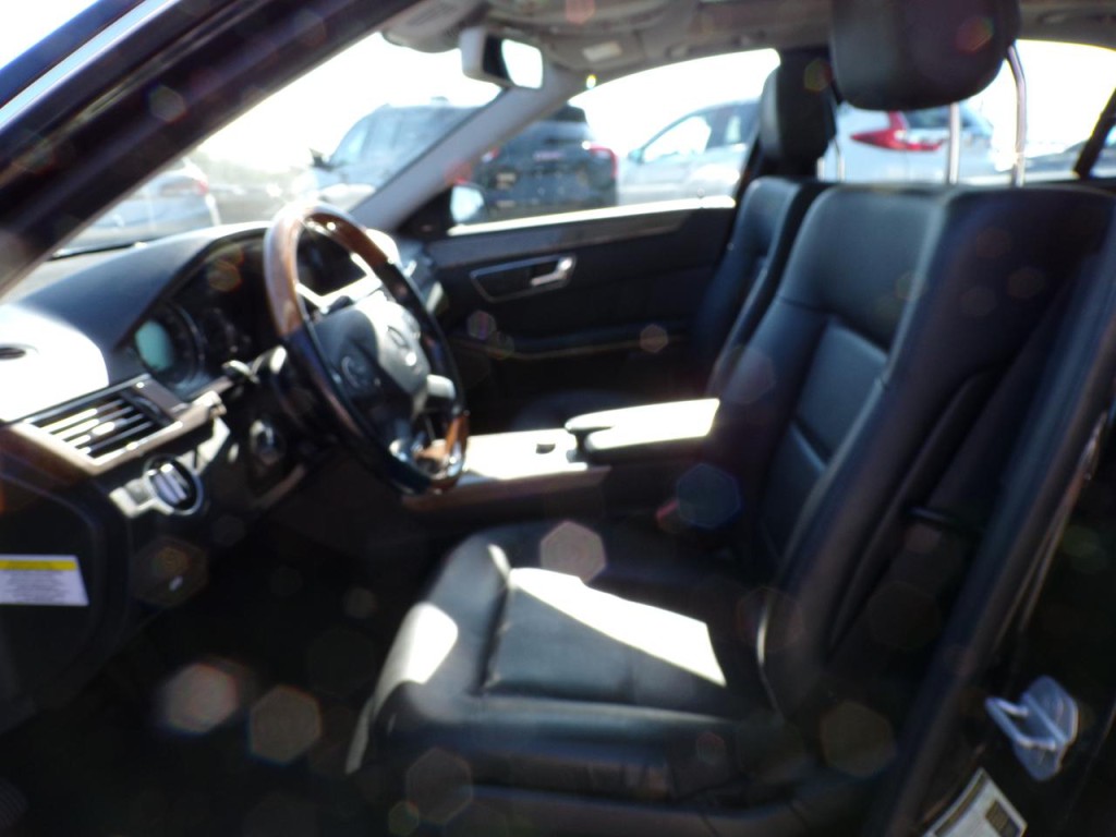 2011 Mercedes-Benz E-Class Image 9