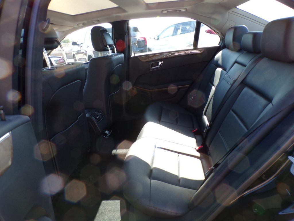 2011 Mercedes-Benz E-Class Image 12