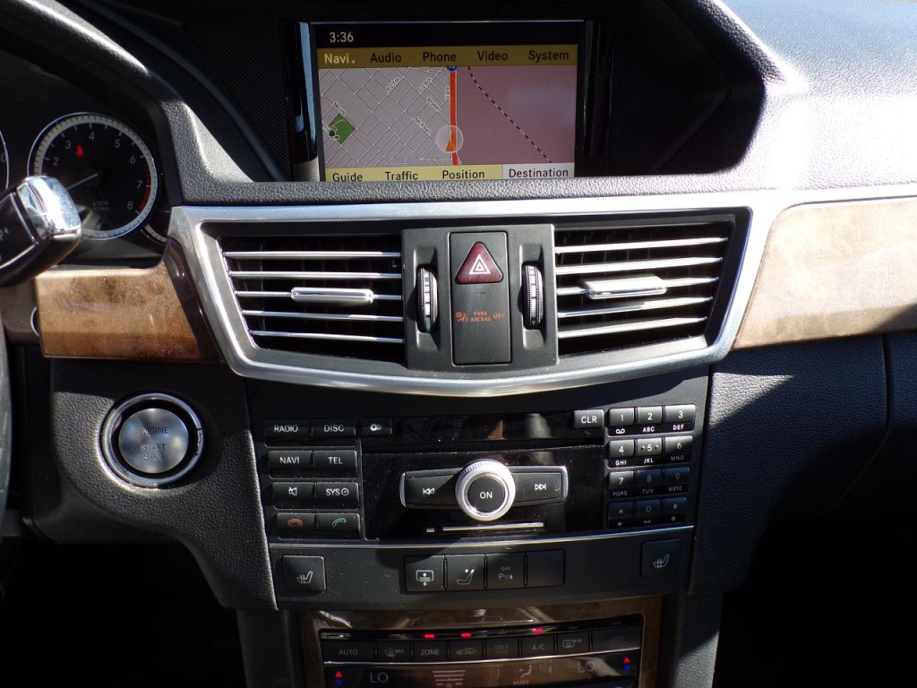 2011 Mercedes-Benz E-Class Image 14