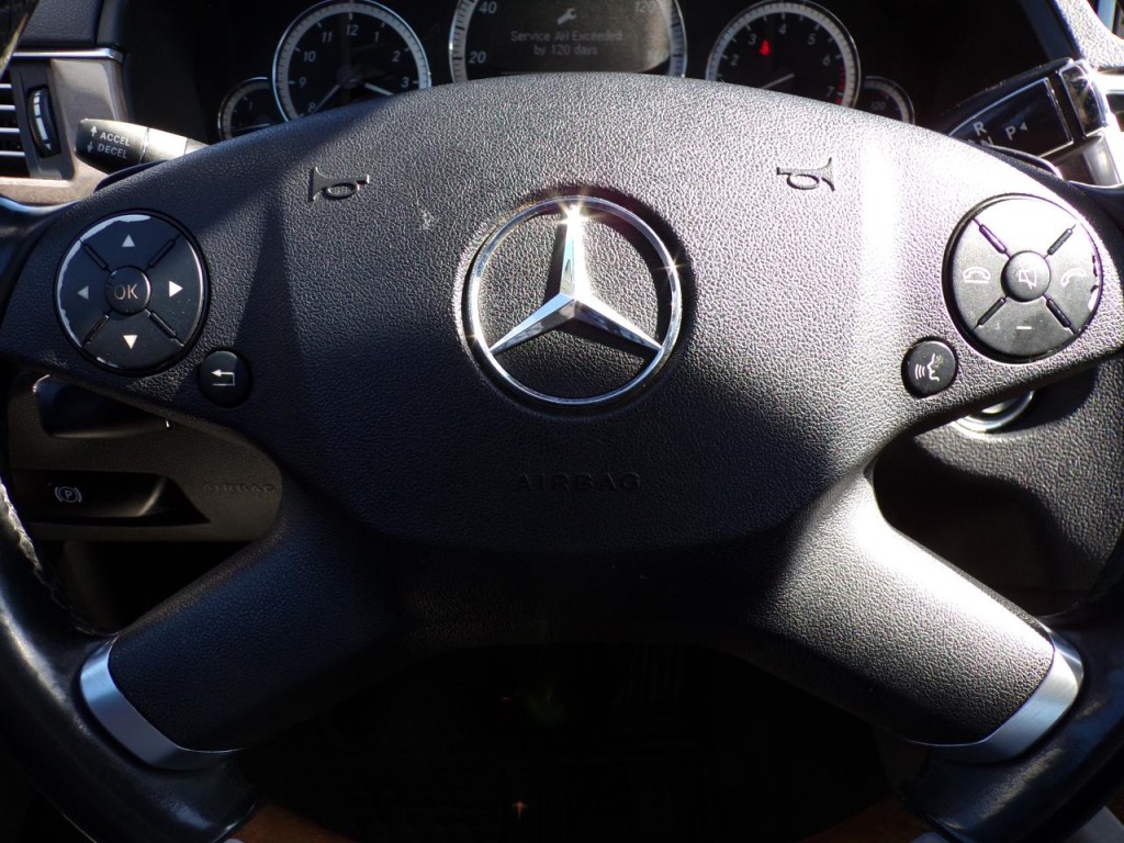 2011 Mercedes-Benz E-Class Image 20