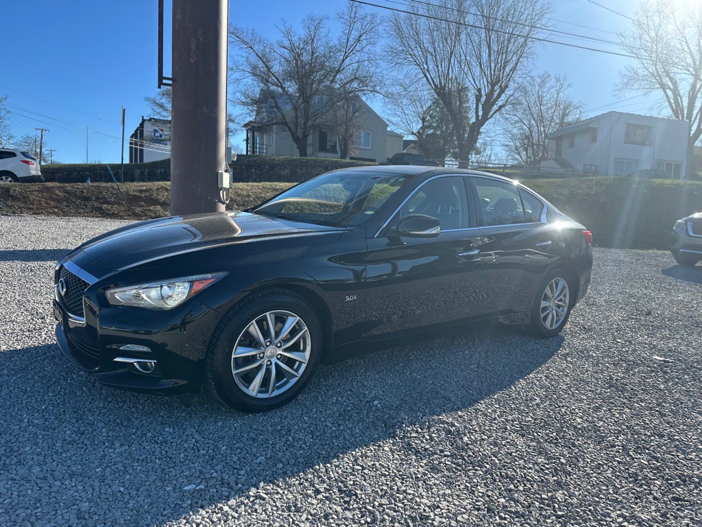 2017 INFINITI Q50 Image 2